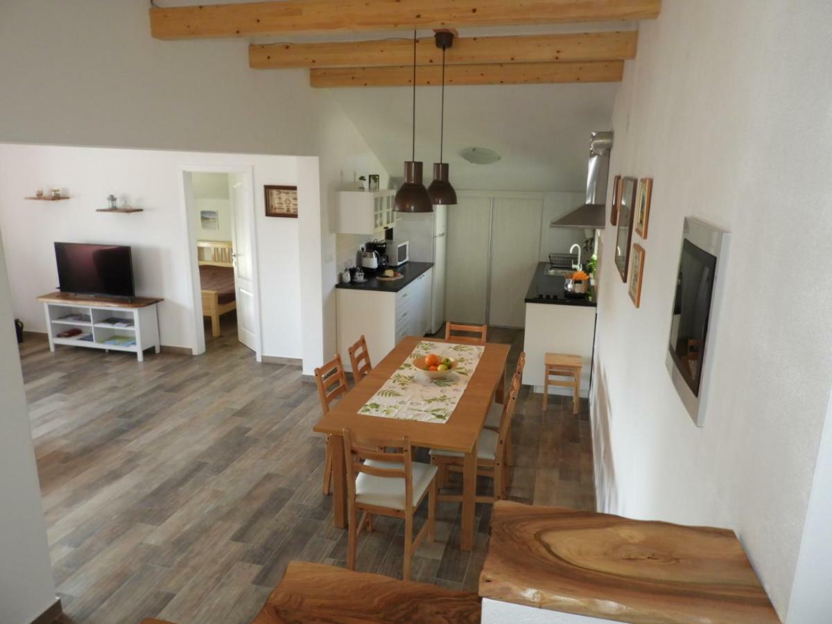 Apartment Thea プーラ エクステリア 写真